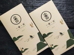 准备糯米，我喜欢用一粥一饭的圆粒糯米，Q弹有嚼劲。