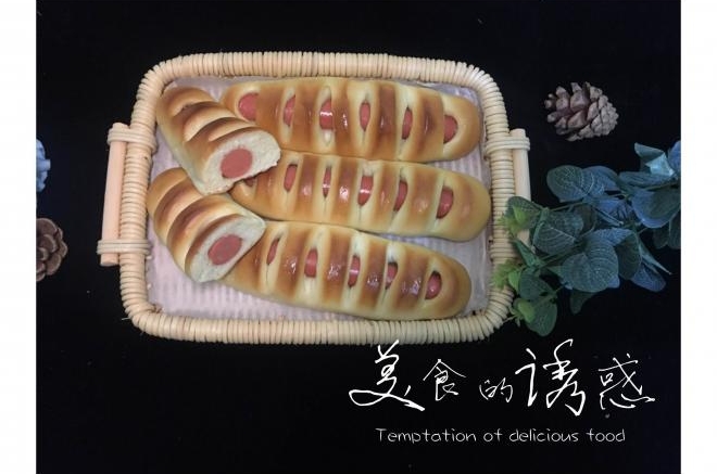 肠仔小面包