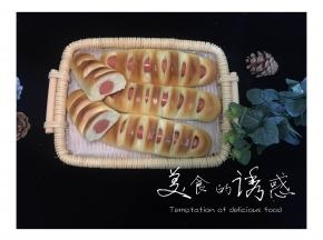 面包冷却后，温热状态下装入保鲜袋保存，建议三天左右吃完。如果吃不完一定要放冷冻哦！