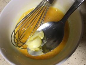 加入五克黄油