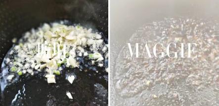起油锅，放少许油烧热，中火放蒜末煸炒香，把碗汁倒入锅中，小火烧开。