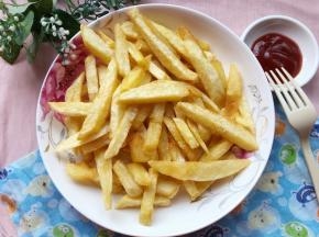 再搭配上番茄酱就可以开动咯