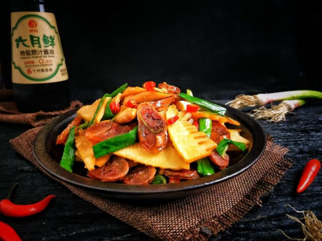 鲜美春笋炒腊肠