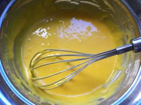 搅拌至无颗粒状态，这是搅拌好的状态