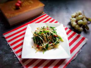 一盘韭菜炒银芽就好了