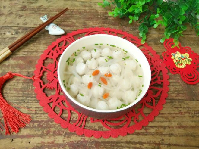 萝卜鱼丸汤