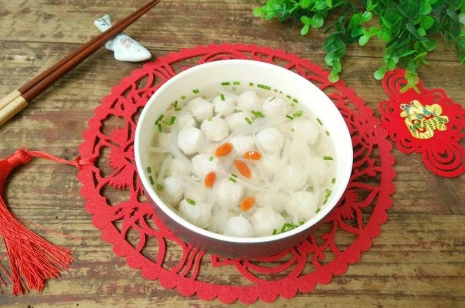 萝卜鱼丸汤