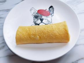 这样就好了，我做了两只鸭蛋。(做了两张蛋饼)可根据个人需求增减。