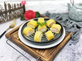 出锅晾凉切块。