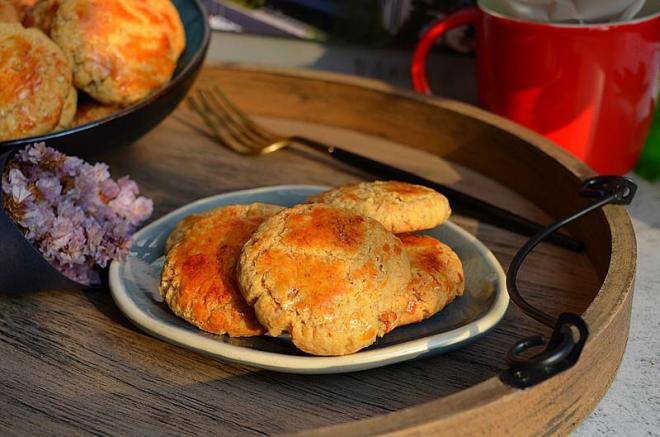 玫瑰花果仁香脆饼