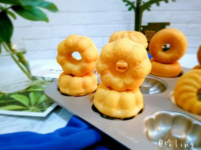 南瓜甜甜圈面包