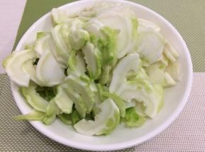 儿菜洗干净切成片