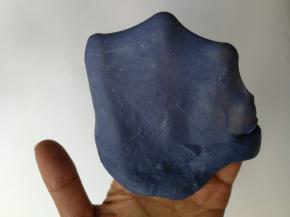 将面团揉至光滑并能拉出粗膜的状态