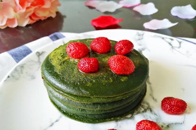 菠菜蜂蜜小薄饼