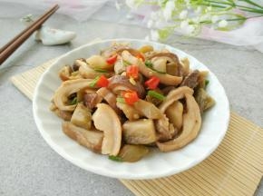 最后剪个辣椒放上面，拍照用的。