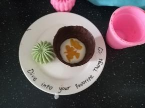 然后加入黄桃丁