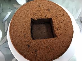取一片放入洞里