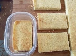 
然后按照盒子的大小，切出所需数量（我做了两层，共切了10块）
