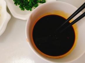 清水调制而成