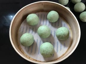 全部完成后放入蒸笼。