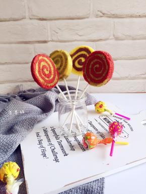 唯一遗憾就是家里没有蝴蝶结，不然棒棒糖更加可爱