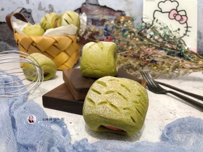 抹茶热狗肠面包