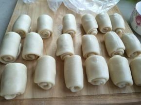 这个时候可以取最先卷好的。