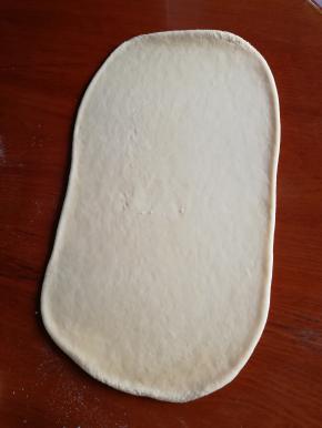 水油皮用擀面杖赶开