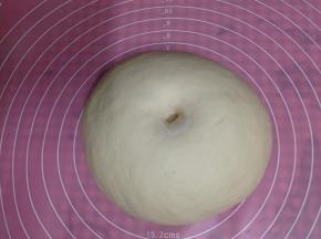 入温暖湿润出发酵至两倍大