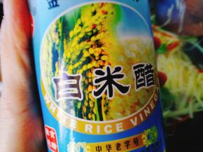 白米醋分两次加入哦，土豆脆这个起关键