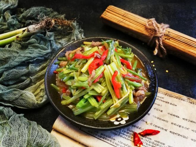 芹菜炒牛肉丝