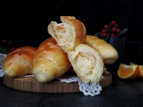 甩KFC的小餐包几条街哦