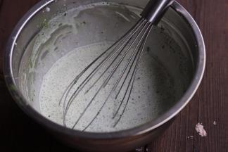 搅拌均匀，在打发奶油，