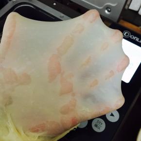 揉至手膜阶段，如果实在揉不到手膜，揉至扩展阶段，也就是能撑来一张膜的状态也可以。