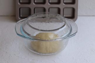 夏天在35度左右，常温发酵面包最合适不过，