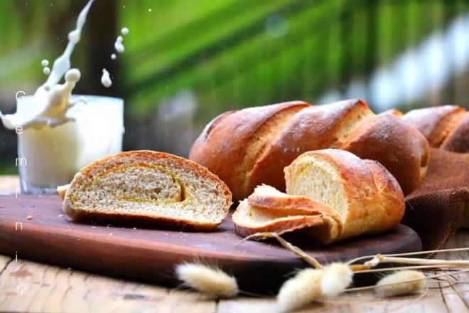 无油低卡全麦包