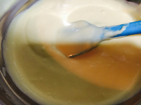 继续搅拌均匀。