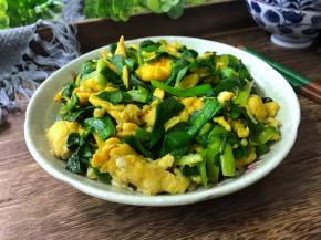 鲜嫩美味，营养丰富的韭菜炒蛋。