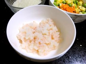 磷虾肉自然解冻。