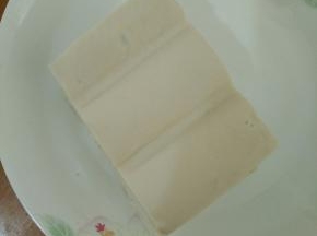 准备好豆腐。