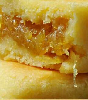 这是放了两天的凤梨酥，是不是很诱人啊！