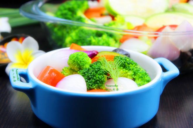 春季排毒七彩沙拉