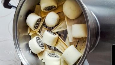 醒发到位的面团形状变大变蓬松，若用手掂一下会感觉到很松软；点小火开始，待蒸锅上汽后转中大火，蒸15分钟即可