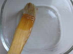 微波炉专用碗四周抹油