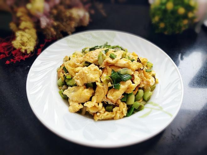 青蒜炒鸡蛋