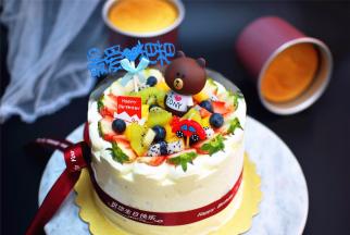 最后放上公仔和插卡装饰，完成。