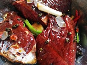 翻拌均匀，放冰箱腌制两天以上