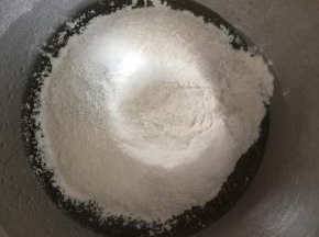 筛入中粉