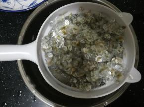 然后冲洗干净，备用