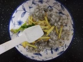 加入一点食盐。